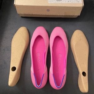 BNIB Rothy's Strawberry Ice Squares - Size 9